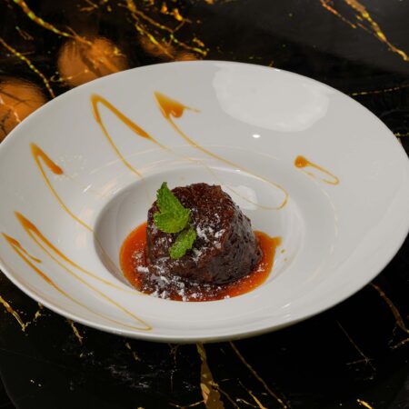 Sticky dates pudding